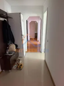 Apartament 3 camere zona Sebastian - foto 9