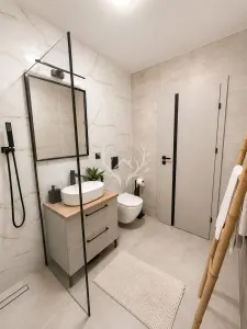 Apartament cu 3 camere si terasa de 82 mp - zona Vivo Floresti - foto 7