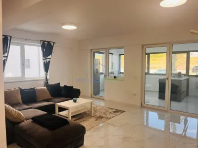 Eleganta si confort | 2 camere in bloc nou, parcare – zona Panoramic - Craiova