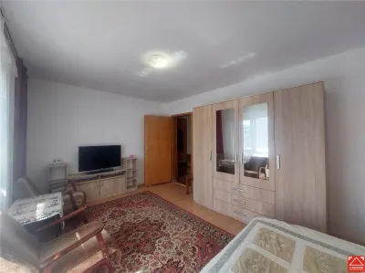 Apartament 1 camera, zona Penny, Confectii - Arad