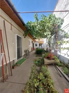 Casa in Aradul Nou, zona Tabacovici - Arad