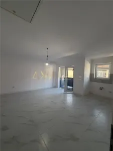 Vanzare apartament 2 camere Giroc - foto 2
