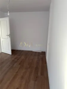 Vanzare apartament 3 camere Giroc - foto 3