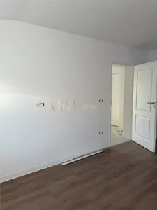 Vanzare apartament 3 camere Giroc - foto 4