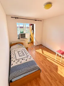 Apartament 2 camere b-dul Traian etaj 4/4  69.000 Euro - foto 6