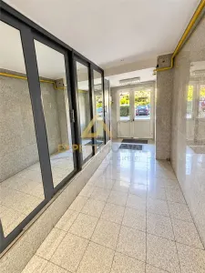 Apartament 2 camere b-dul Traian etaj 4/4  69.000 Euro - foto 10