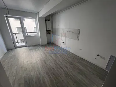 Apartament 2 camere intabulat - Etajul 1 - foto 2