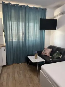 Garsoniera de Vanzare - foto 2