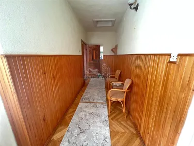 Casa individuala 4 camere si curte zona Lupeni - foto 14