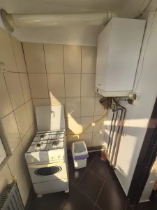 Apartament de închiriat | Nicolina 1 | Etaj 4 | Centrală proprie | Costuri reduse - foto 7