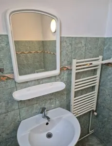 Inchiriez apartament cu 2 came la casa - foto 4