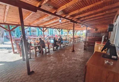 Oportunitate de business: complex turistic cu restaurant, terase si pensiune – Sambata de Sus - foto 7