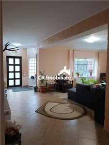 Cas Vila la cheie Azuga stare foarte buna zona linistita - foto 2