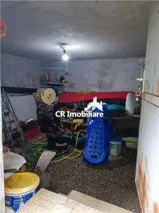 Cas Vila la cheie Azuga stare foarte buna zona linistita - foto 21