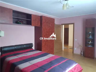 Cas Vila la cheie Azuga stare foarte buna zona linistita - foto 7