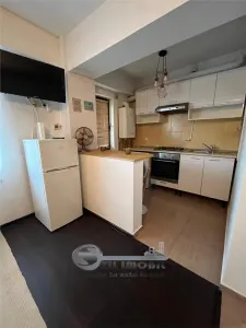 Garsoniera la 2 min de Palas Campus | renovat recent | centrala proprie - foto 4