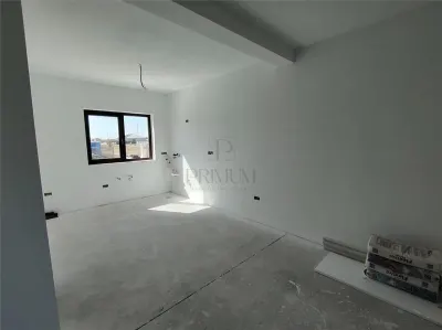 Duplex in locatie excelenta - living spatios - toate utilitatile - foto 6