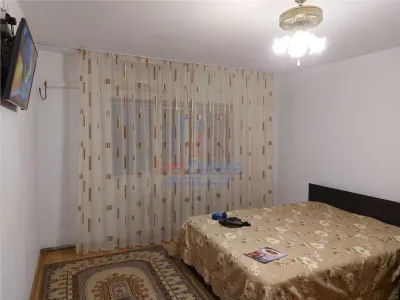 Apartament 1 camera, 40 mp, decomandat, etaj 2 - Dacia - Iasi