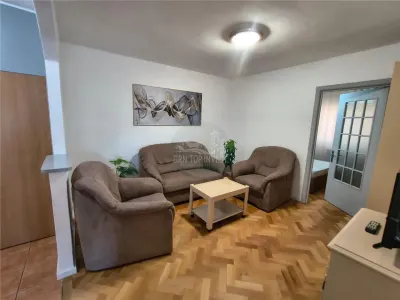 Apartament 2 camere balcon parcare zona Sub Arini - Sibiu