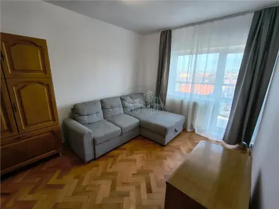 Apartament 2 camere balcon parcare zona Sub Arini - foto 2