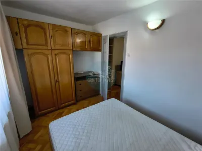 Apartament 2 camere balcon parcare zona Sub Arini - foto 11