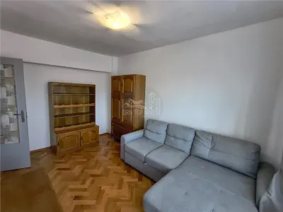 Apartament 2 camere balcon parcare zona Sub Arini - foto 8