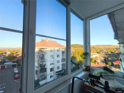 Apartament 2 Camere La Cheie Renovat Utilat Zona Linistita - foto 11