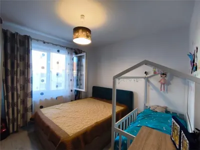 Apartament 2 Camere La Cheie Renovat Utilat Zona Linistita - foto 5