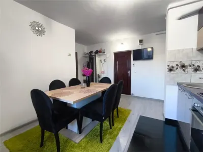Apartament 2 Camere La Cheie Renovat Utilat Zona Linistita - foto 7