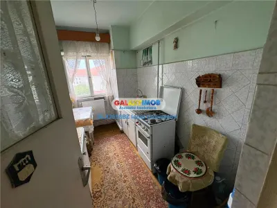 Vanzare apartament 3 camere zona MC DONALDS - foto 4