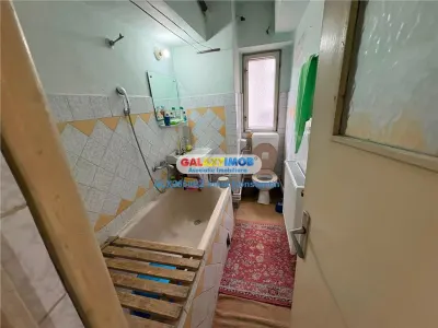 Vanzare apartament 3 camere zona MC DONALDS - foto 7