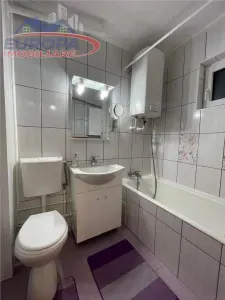 Apartament cu 2 camere de vanzare zona centrala Tulcea - foto 13