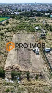 Teren intravilan zona Brosteni - foto 4