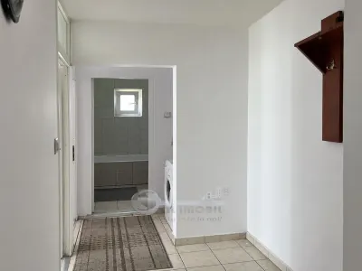 Apartament 3 camere de închiriat Zona Canta - foto 5