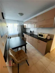 Apartament 4 camere, UMF, Cornisa, 2 bai, Targu Mures - foto 5