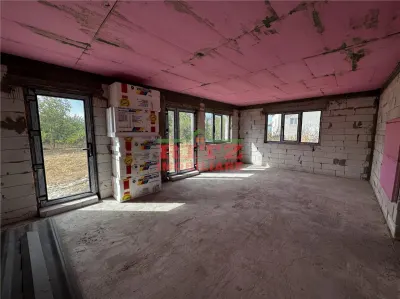 Nou! Casa 107 mp + teren 700 mp, zona Banului! - foto 3