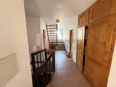 Pensiune lângă Castelul Bran | 9 camere | Pregătită pentru activitate - foto 13