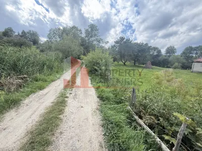 Teren intravilan 1.000 mp în Bran–Sohodol, vedere la munți Bucegi - foto 4