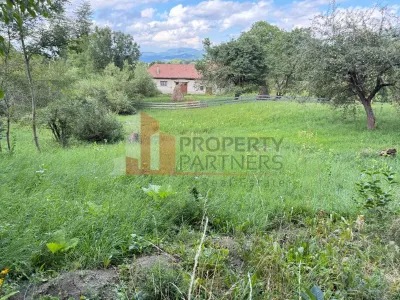 Teren intravilan 1.000 mp în Bran–Sohodol, vedere la munți Bucegi - foto 5