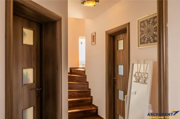 Casă 4 camere Brașov - poza 23