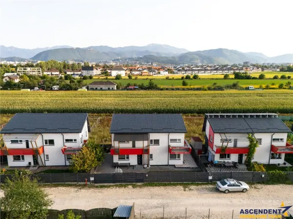 Casă 4 camere Brașov - poza 30