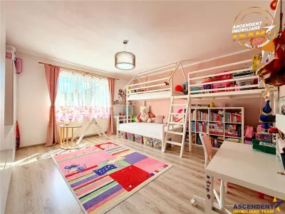 Vila impunatoare cu garaj si anexe, in inima orasului Sfantu Gheorghe, Covasna - foto 40