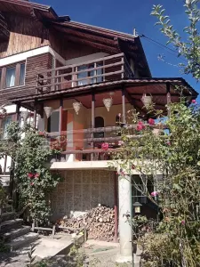 PROPIETAR URGENT Casa duplex BRAN arpox 300m utili, 1300mp teren - 2 case la pret de 1 apartament !! - foto 5