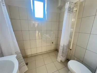 Casa 3 camere 2 bai balcon si curte zona Deventer - foto 9