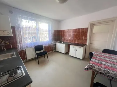 Casa 3 camere 2 bai balcon si curte zona Deventer - foto 10