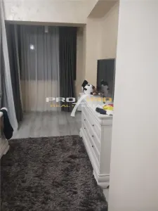 Apartament exclusivist, bulevardul Mamaia, 3 camere transformate in 2, modern - foto 2