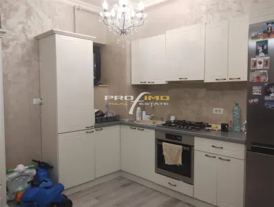 Apartament exclusivist, bulevardul Mamaia, 3 camere transformate in 2, modern - foto 6