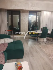 Apartament exclusivist, bulevardul Mamaia, 3 camere transformate in 2, modern - foto 7