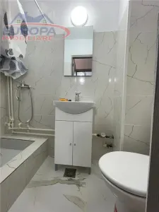 Garsoniera de inchiriat zona Gradinarilor -Tulcea - foto 5