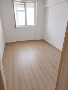 Apartament 3 camere decomandat Obregia 6 - Bucuresti